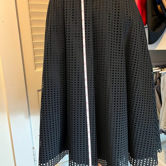 Trina Turk Skirt & Shirt Set - Picture 15 of 16